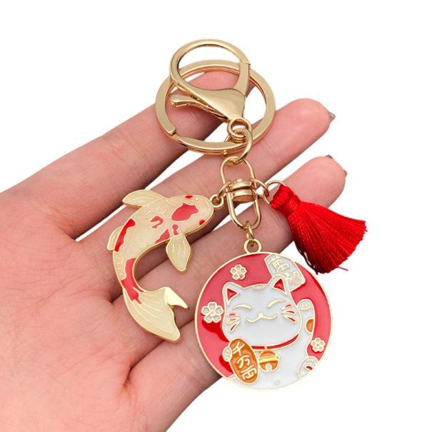 Nyckelring 3 x 9 cm Metall Lyckokatt med fisk och frans Maneki Neko Talisman för handväska ryggsäck nycklar Present 1