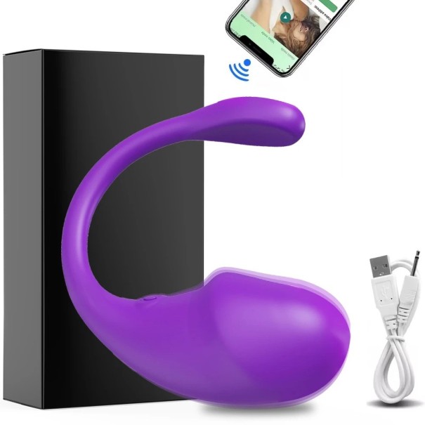 Obojstranný silikónový vibrátor v tvare U pre dvojakú stimuláciu s mobilnou aplikáciou ako diaľkovým ovládaním v diskrétnom balení tmavo fialová