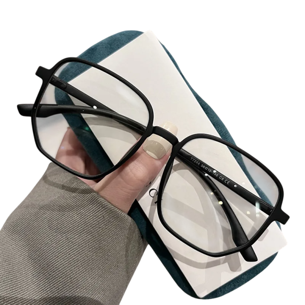 Occhiali da vista in plastica per lontano -1,00 con filtro contro la luce blu Struttura leggera Comfort di indossamento Protezione degli occhi durante il lavoro al computer nero opaco