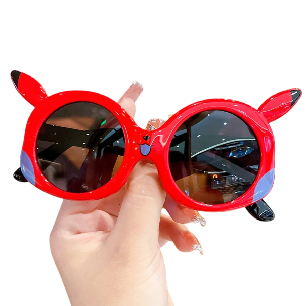 Okulary przeciwsłoneczne Pikachu dla dzieci 12,4 x 5,3 cm Zabawne okulary z uszami Pokémon Ochrona oczu przed słońcem Letni dodatek dla dzieci Karnawał czerwony