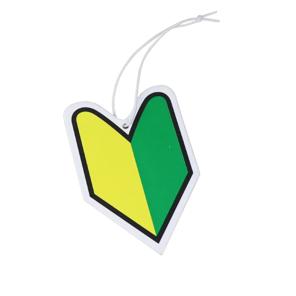 Osvěžovač vzduchu do auta závěsný na zpětné zrcátko motiv symbolu 9 × 6 cm pevné provedení žluto zelený doplněk interiéru 1