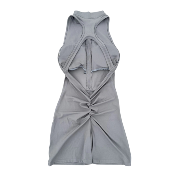 Overal deportivo femenino con tirantes y pantalones cortos con cremallera en el escote. Overal de fitness de nylon y spandex gris L