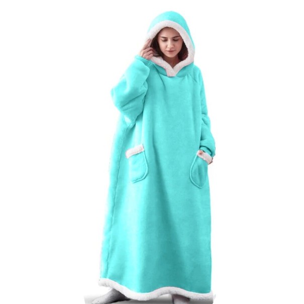 Oversize mikinová deka s rukávmi 150 cm svetlo modrá