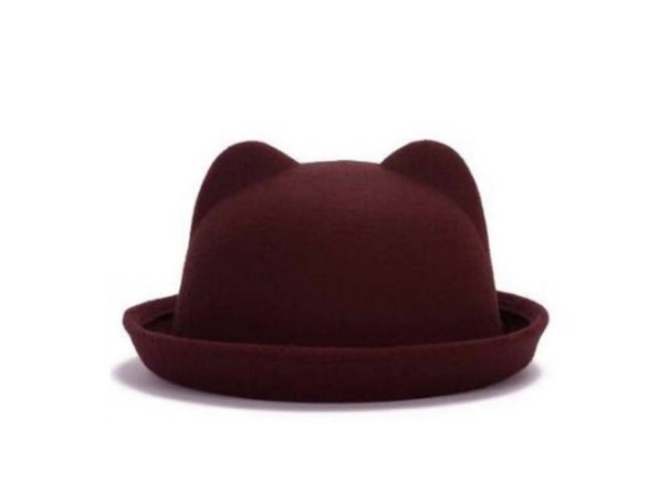 Pălărie pentru femei cu urechi burgundy