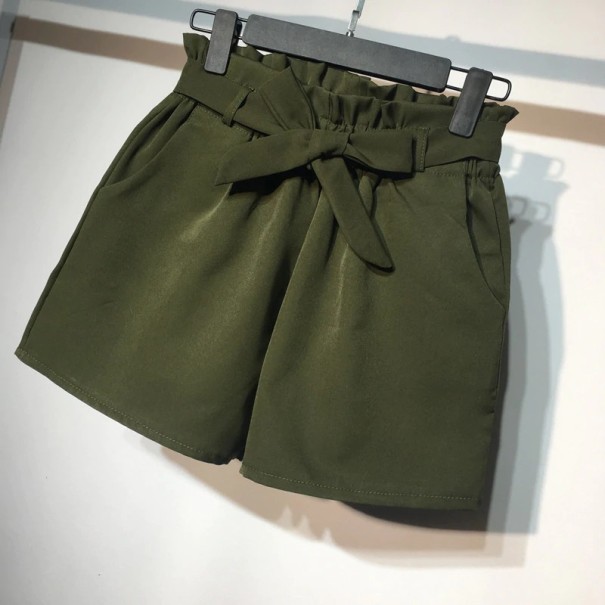 Pantalones cortos de mujer con lazo verde militar