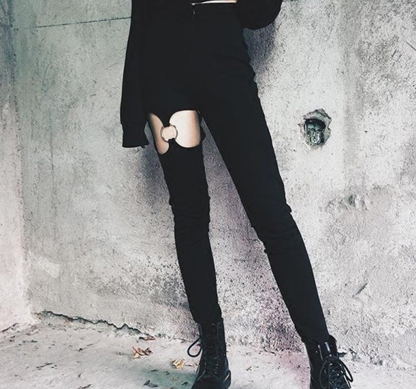 Pantalones pitillo negros de mujer M