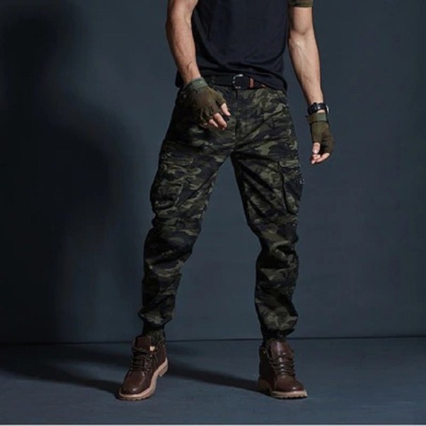 Pantaloni bărbați F1330 verde inchis 31