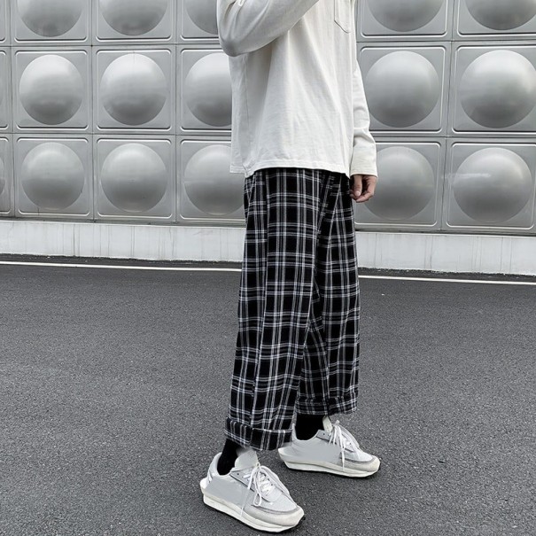 Pantaloni bărbați în carouri F1722 L 2