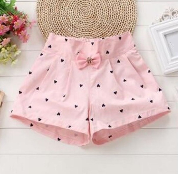 Pantaloni scurți pentru fete cu inimioare J886 roz 10