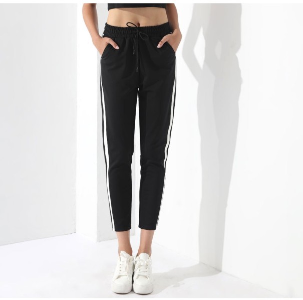 Pantalons pour femmes J517 M 1