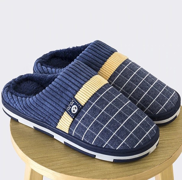 Pantoufles à carreaux pour hommes bleu foncé 44