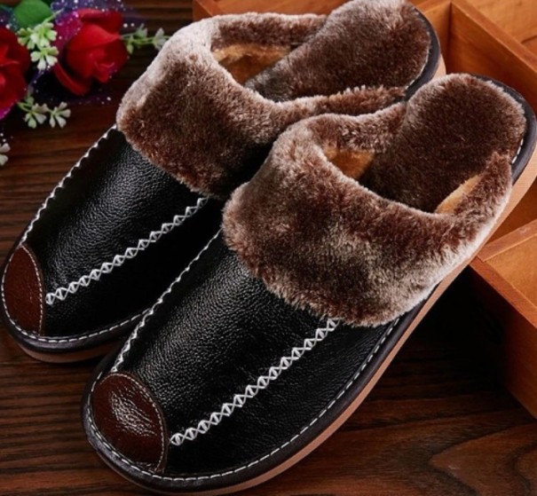 Pantufas de couro para homem A2264 preto 44