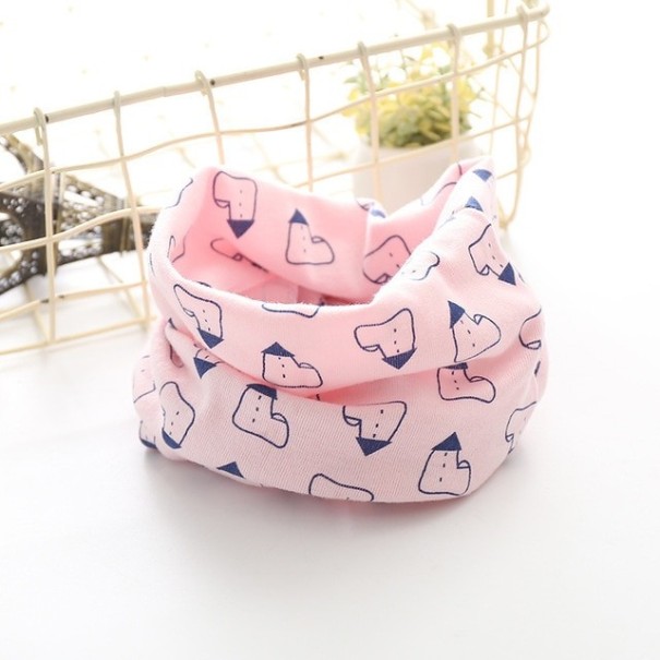 Pañuelo infantil con casas rosa