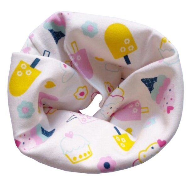 Pañuelo infantil con estampado A402 11 Pañuelo infantil con estampado A402 11