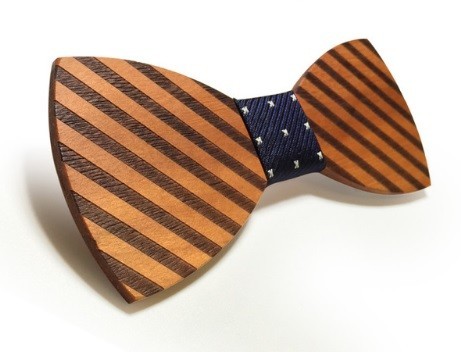 Papillon in legno con striscia incisa J644 5