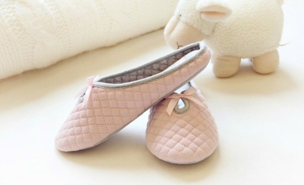 Papuci de casă pentru femei A617 roz 36