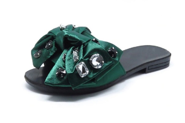 Papuci de damă cu o panglică verde 39