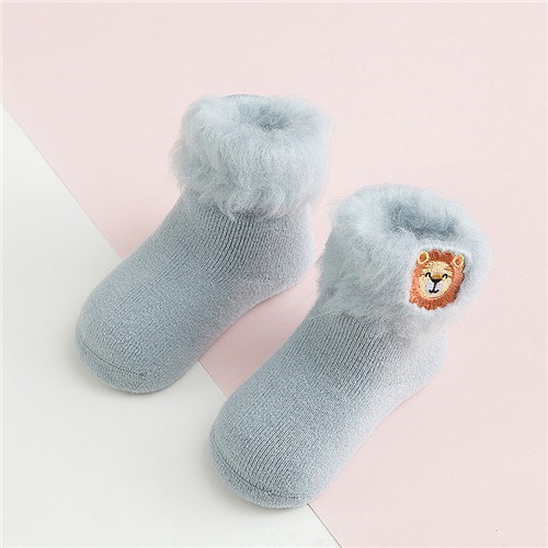 Pelzige Kindersocken A1492 hellblau 0-3 Monate