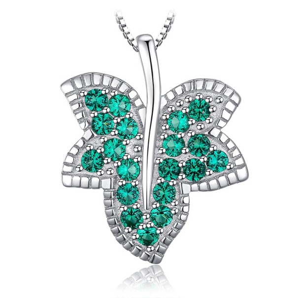 Pendentif femme feuille émeraude 1
