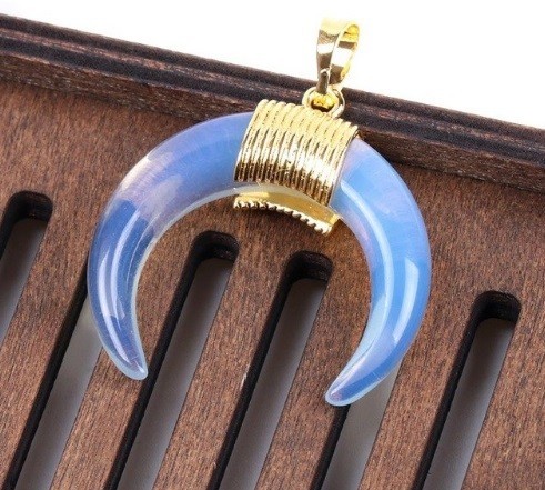 Pendentif Femme Pierre Naturelle J552 opale
