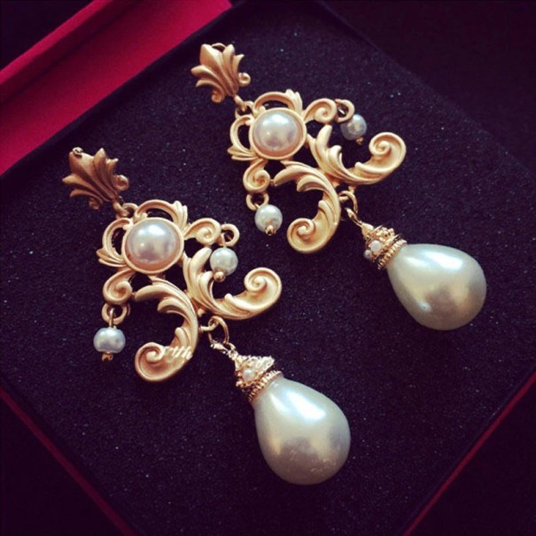 Pendientes colgantes de mujer con perlas C1101 blanco