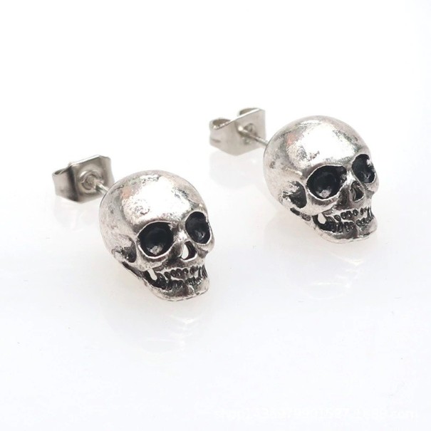 Pendientes de calavera plateado
