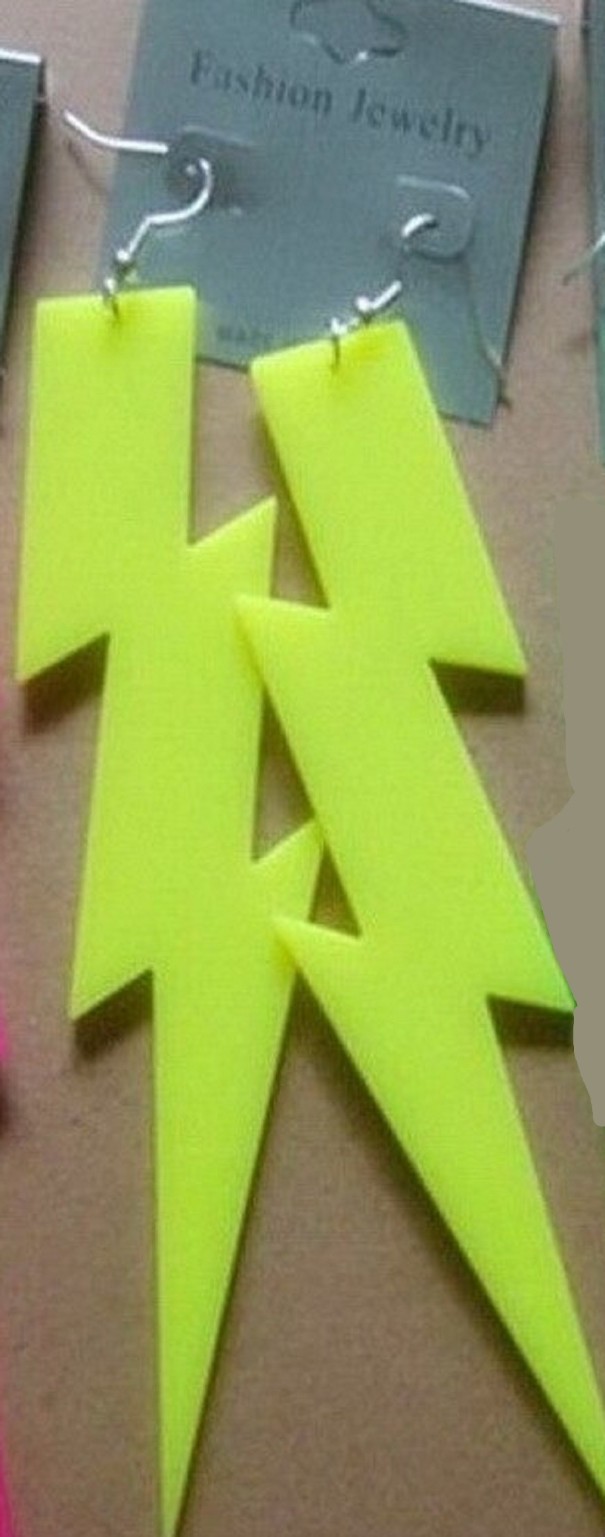 Pendientes de mujer con forma de rayo 8