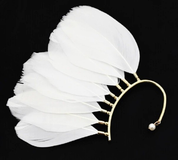 Pendientes de plumas blanco
