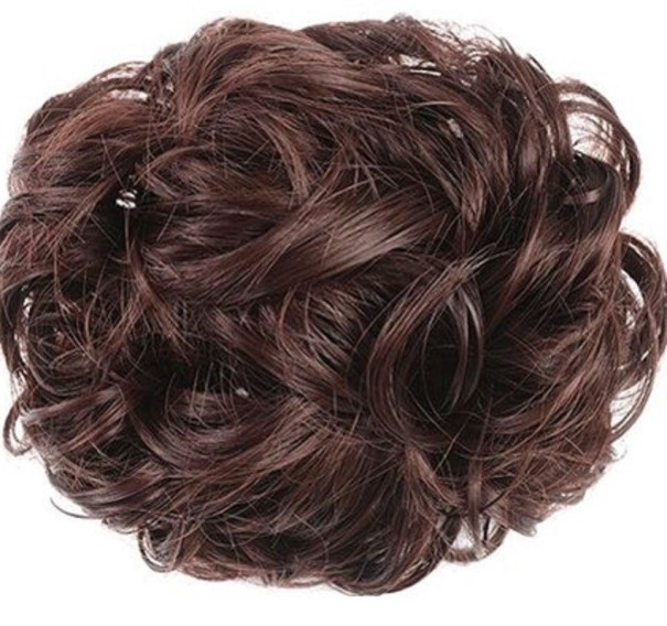 Penteado encaracolado com clipe 4