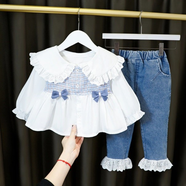 Pigebluse og jeans blå 6-9 måneder