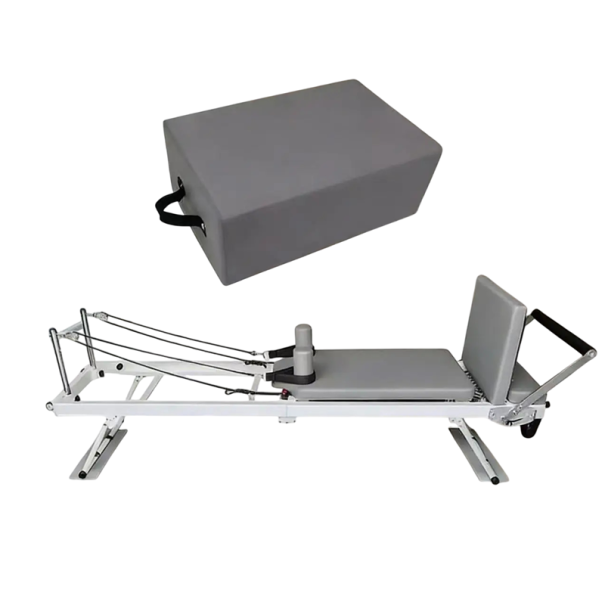 Pilates Reformer skládací cvičební stroj s polstrovanou bedýnkou Kovový rám Odporové popruhy na protahování Posílení celého těla šedá