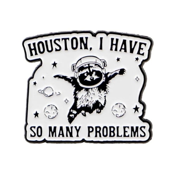 Pin esmaltado de guaxinim astronauta com inscrição aproximadamente 3,2 × 2,7 cm motivo desenhado em preto e branco emblema para mochila lapela de roupa 1