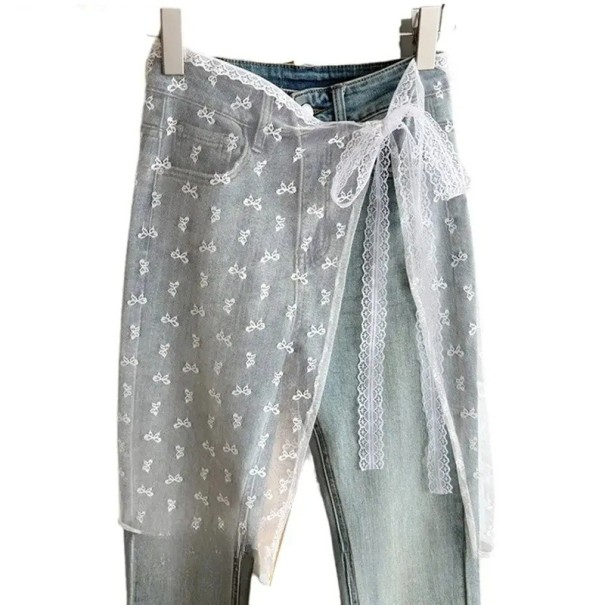 Pitsistä tehty tyllikiilavyö 74 x 55 cm Läpikuultava hame perhoskuviolla Housujen päällä oleva elegantti kerrospukeutumisasuste valkoinen