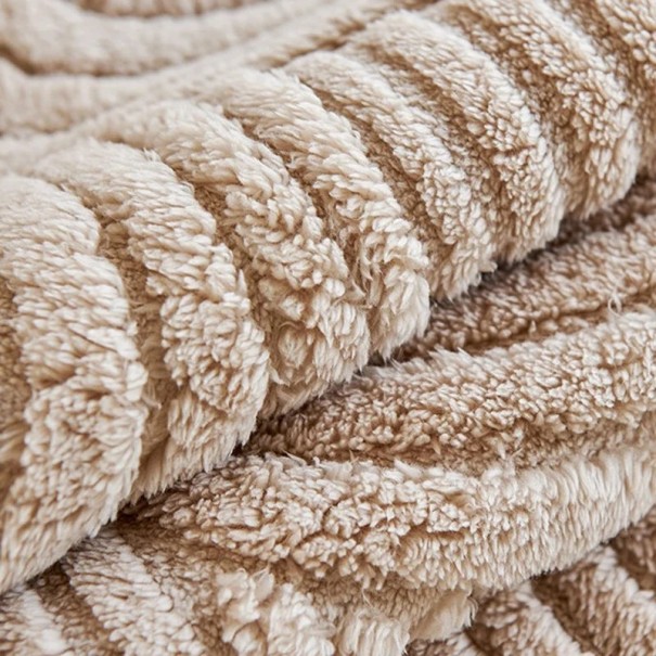 Plüschbezug für Sofa Rutschfeste Unterseite 70 x 70 cm 1 Stk Weicher und samtiger Plüsch Schutz für Sofa und Sessel im Wohnzimmer beige