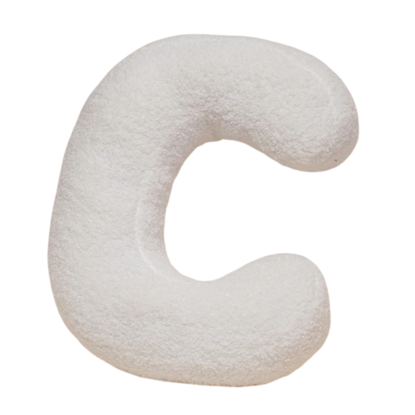 Plyšový polštář písmeno C 40 cm měkký plyš PP bavlna bílý dekorační polštář do interiéru na postel i gauč 1