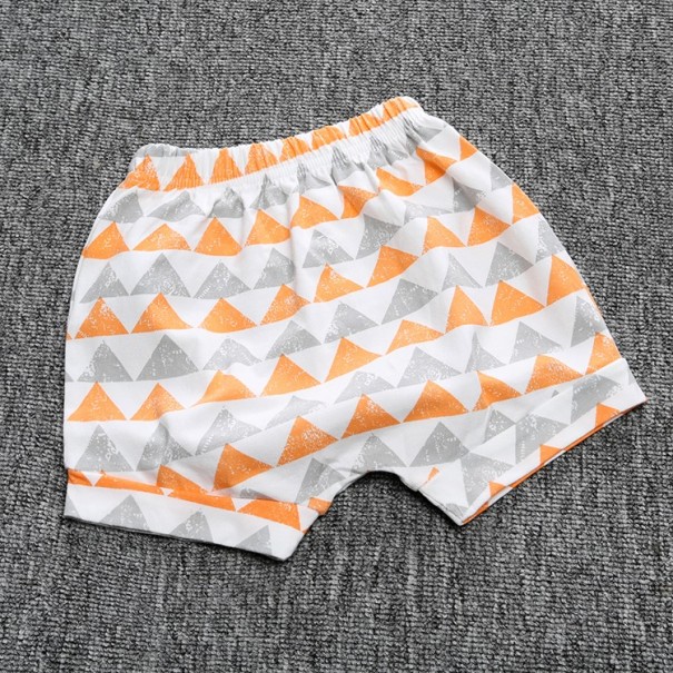 Pojkshorts med trianglar J673