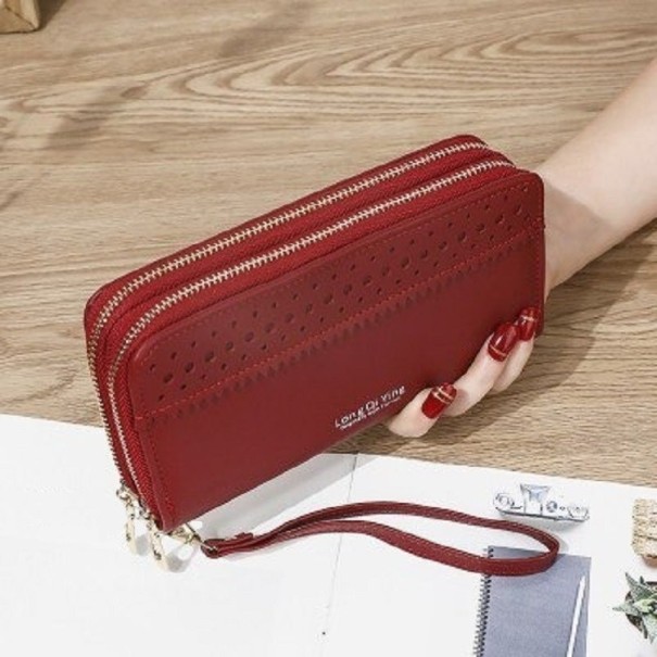 Portafoglio da donna doppio con cinturino da polso Due scomparti con zip Motivo perforato decorativo Pelle PU liscia Dimensioni 19,5 x 9,5 rosso