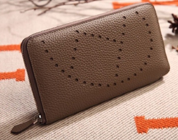 Portafoglio in pelle da donna M272 marrone scuro