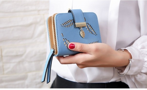 Portafoglio pratico da donna con foglie J795 blu