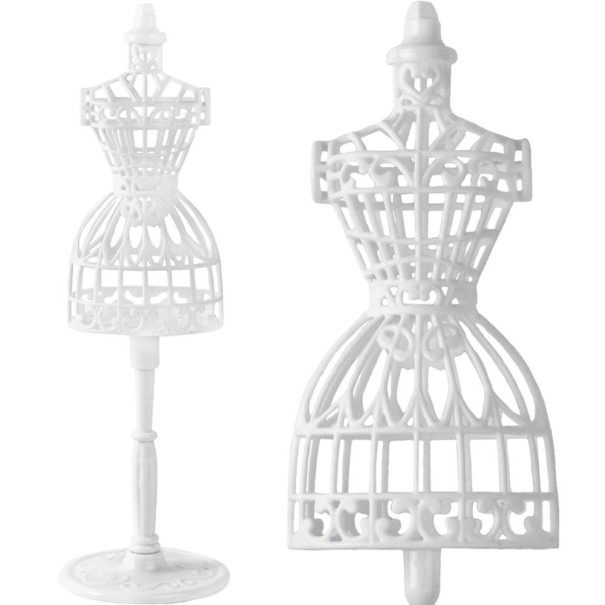 Porte-vêtements pour poupées 1