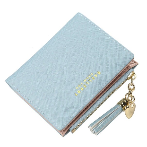 Portefeuille féminin avec pompon bleu clair