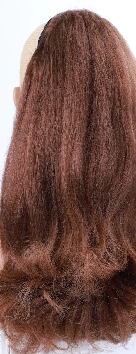 Postizo de mujer con clip 10