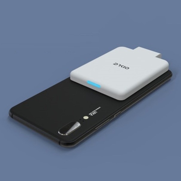 Power bank beépített 4500 mAh kábellel fehér 2