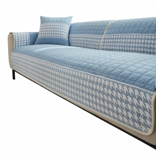 Prešívaný poťah na pohovku 70 x 240 cm protiskluzový vzor houndstooth ochranný prehoz na sedačku a gauč do obývacej izby svetlo modrá