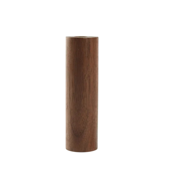 Prírodný drevený nástenný vešiak na oblečenie 10x3 cm minimalistický dizajn pre zavesenie búnd, tašiek a doplnkov v interiéri hnedá