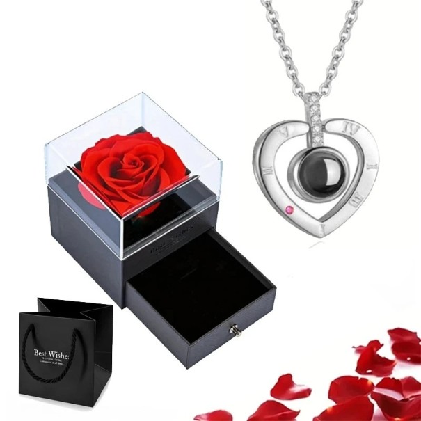 Projektionshalsbandset med projektion Jag älskar dig på 100 språk Rose Box Titanium Kedja Kopparhänge Hjärta silver