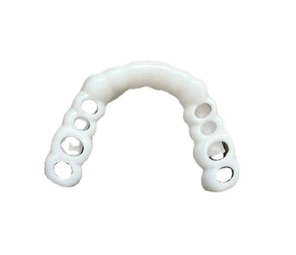 Prótese dentária superior 1