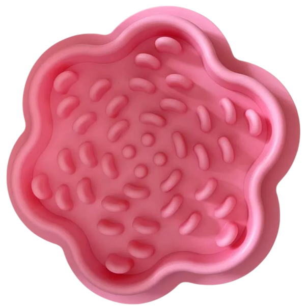 Protihltací miska ve tvaru květiny 23x23x2,5 cm pro kočky a psy s vnitřními výstupky bezpečná miska s ergonomickým designem a snadnou údržbou podporující pomalý příjem potravy růžová