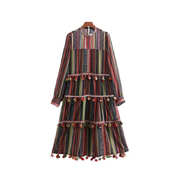 Pruhované šaty s bambulkami M