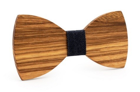 Puinen rusetti J642 1